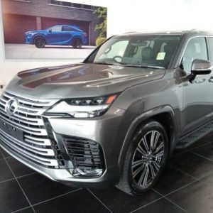 Lexus LX600